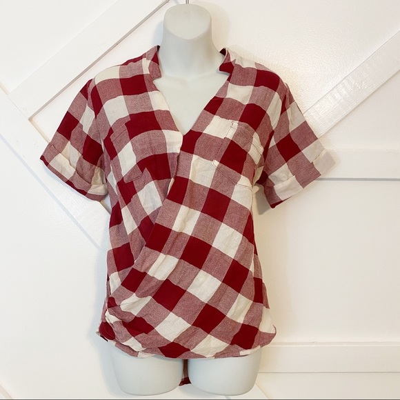Floreiza Plaid Printed Surplice Blouse Red Sz M - Picture 1 of 6